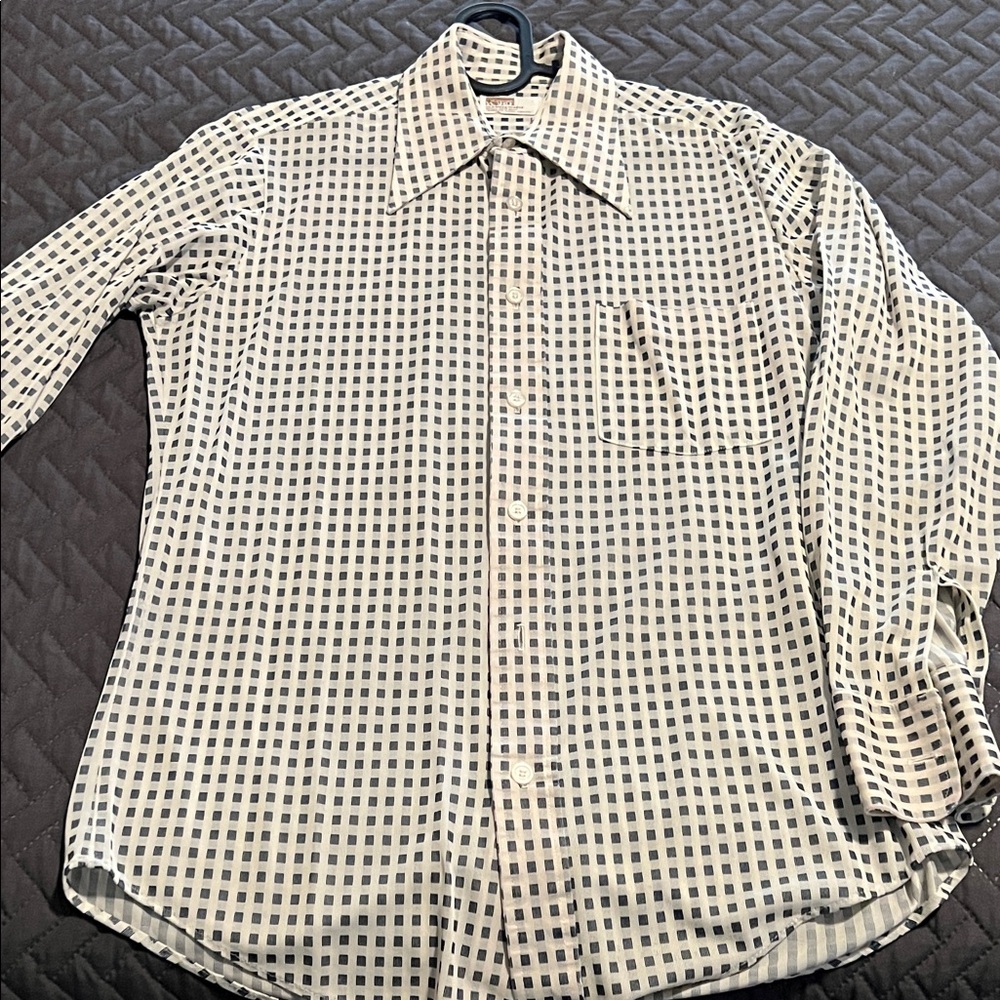 Men's Black and White Checkered Vintage Shirt